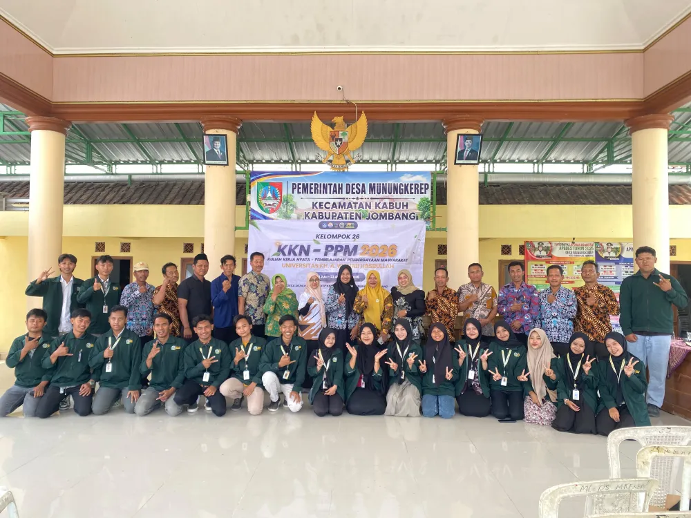 Penuh Haru dan Rasa Syukur, Mahasiswa KKN UNWAHA Kelompok 26 Resmi Akhiri Masa Pengabdian di Desa Munungkerep!
